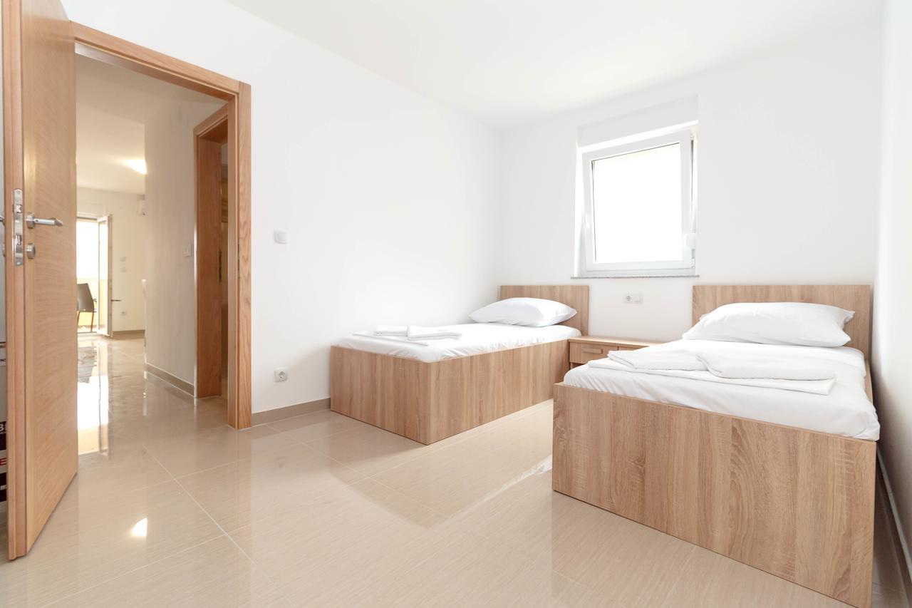 Summer Fun Apartments Новаля Екстериор снимка