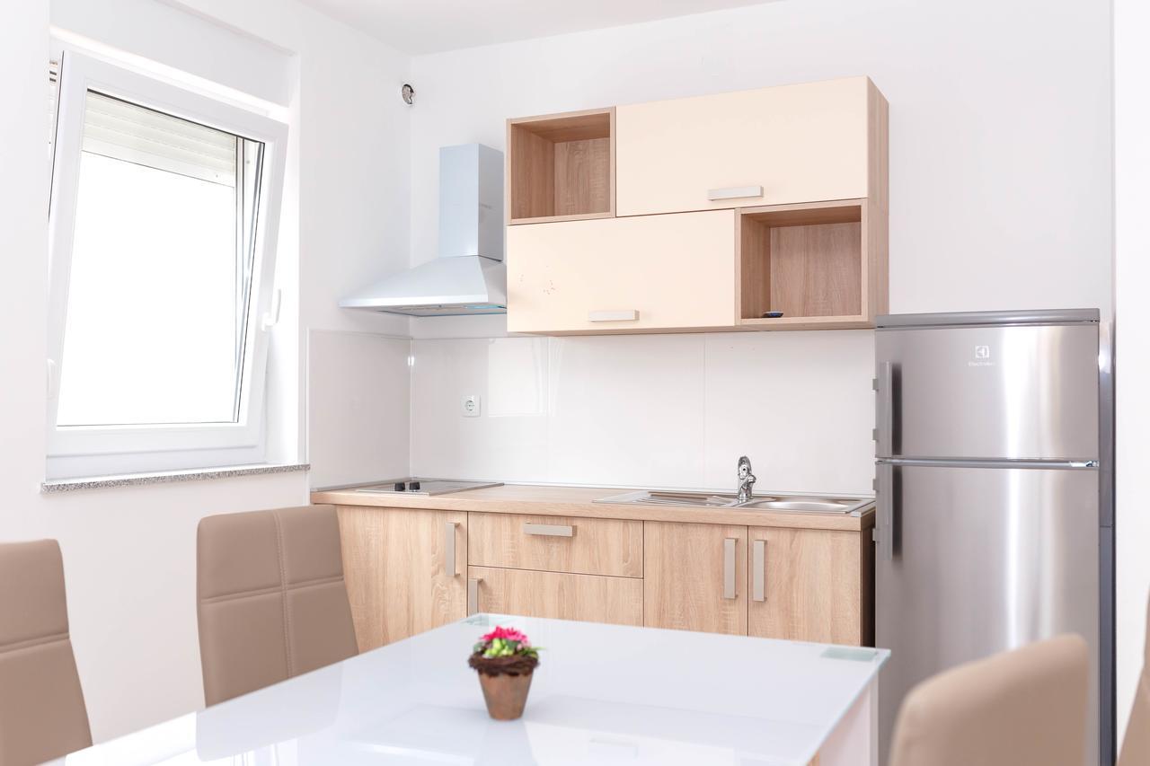 Summer Fun Apartments Новаля Екстериор снимка